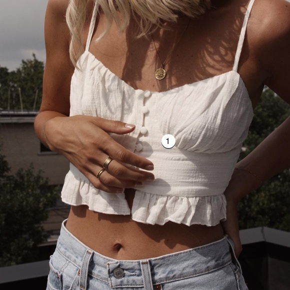 Verge Girl Button Down White Frill Tank - Picture 5 of 5